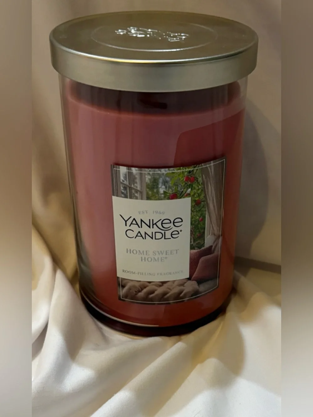 1 - YANKEE CANDLE - HOME SWEET HOME - Large 20 OZ. JAR CANDLE LOT -2 WICK- NEW